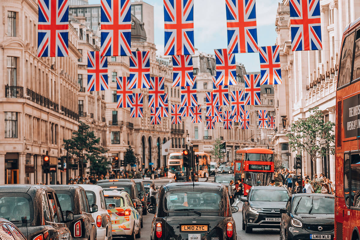 Article image for ‘A real carnival atmosphere’ in London as Queen’s Platinum Jubilee begins