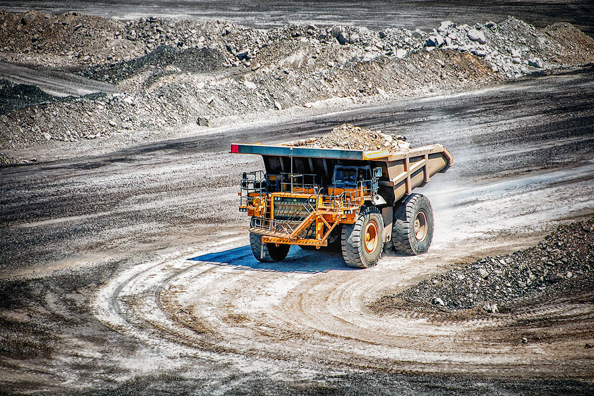 Article image for New Acland coal mine staff ‘champing at the bit’ after water licence win