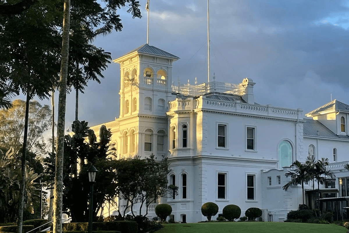 Article image for Fernberg gates to open as official place of mourning for Queen Elizabeth II 