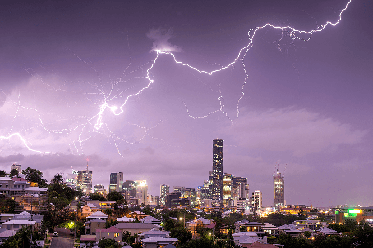 Article image for Thousands without electricity as storm takes out 30 power lines