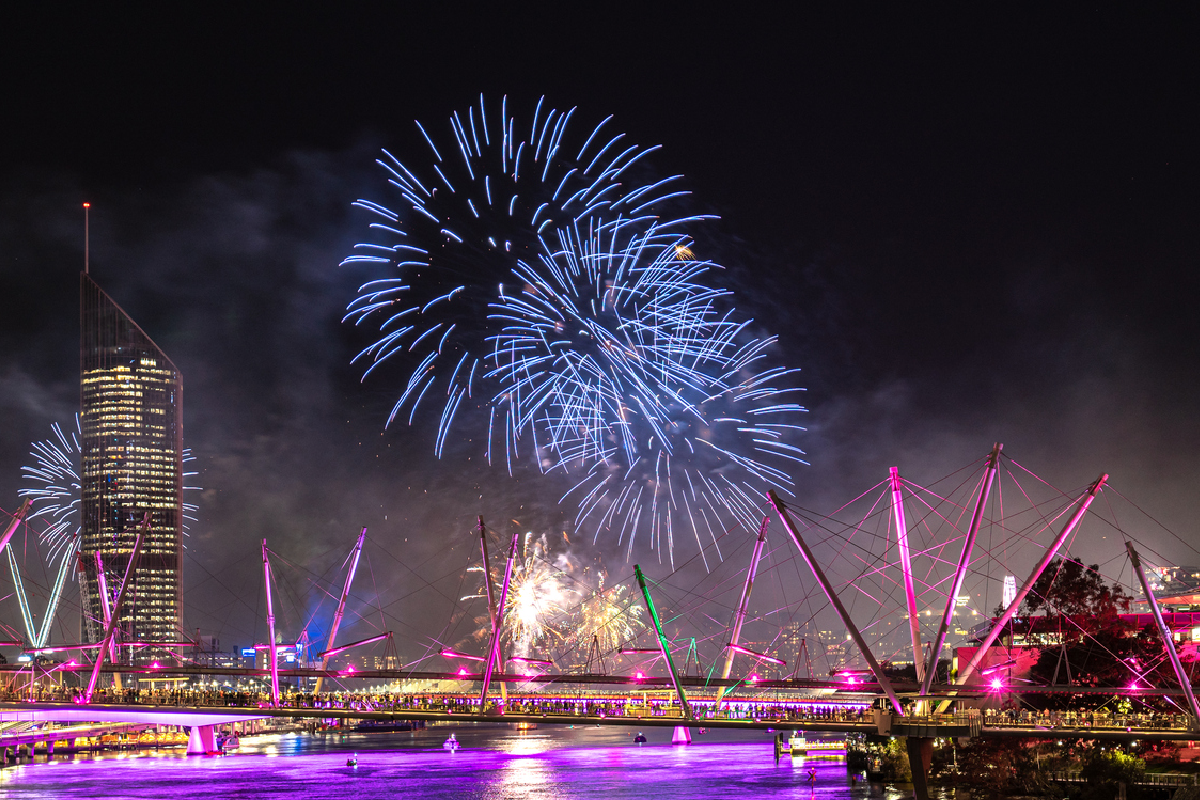 Article image for What you can expect from Brisbane’s fireworks displays!