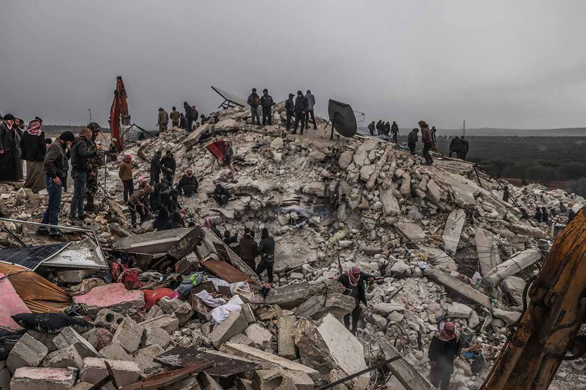 Article image for At least 3000 dead after powerful earthquakes in Türkiye, Syria 