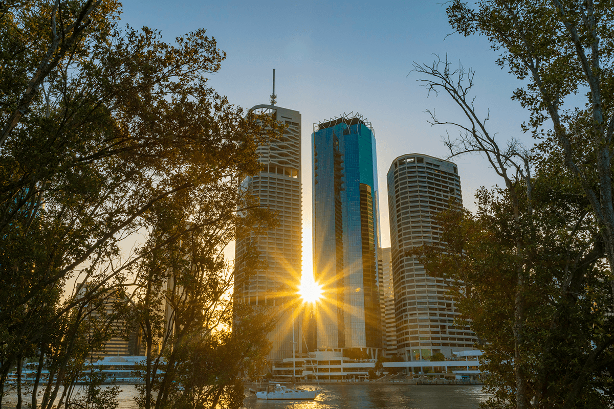 Article image for Unseasonably warm start to autumn forecast for south-east