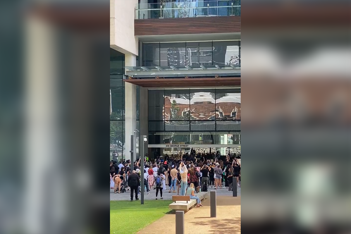 Article image for Brisbane Supreme Court locked down as hundreds of protesters gather