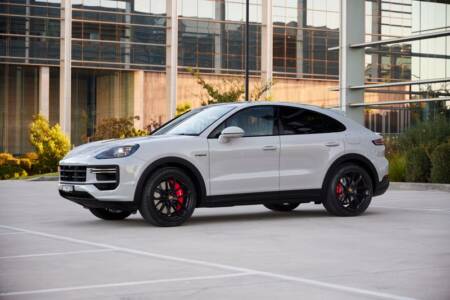 Porsche’s Turbo Cayenee E-Hybrid coupe SUV – A class performance act