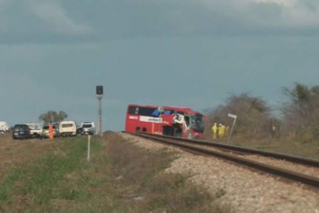 Deadly bus crash renews Bruce Highway debate