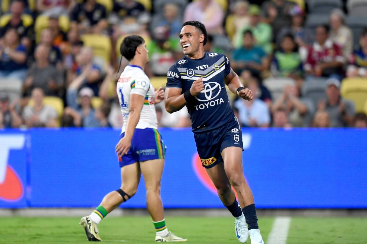 Article image for Valentine Holmes confirms backline position for Dragons next season