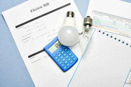 EXPLAINER: What will happened to your power bill when the government energy rebates stop