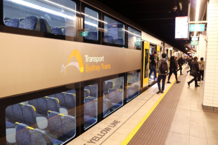 Sydney Rail showdown: Government scrambles for control