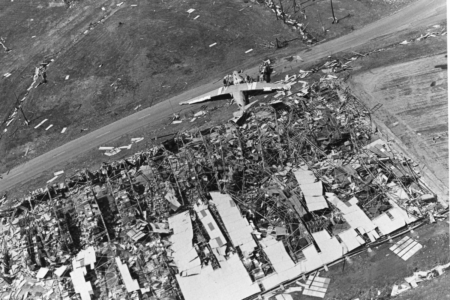 ‘All hell broke loose’: 50 years ago Cyclone Tracy ripped through Darwin