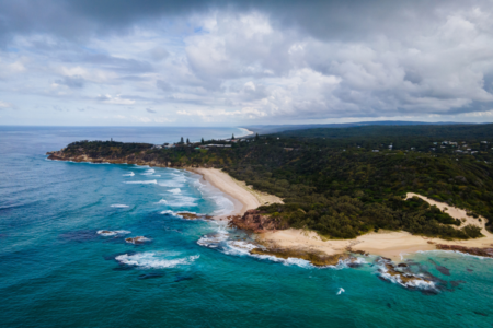 “Been cut off”: Moreton Bay islands seeing destruction before Tropical Cyclone Alfred hits